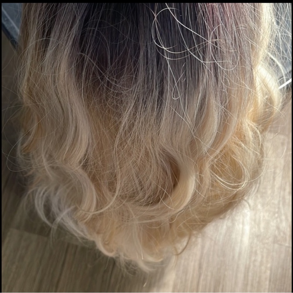 Rooted Wavy Mixed Blonde Synthetic Wig with Bangs - New #C - Picture 5 of 16